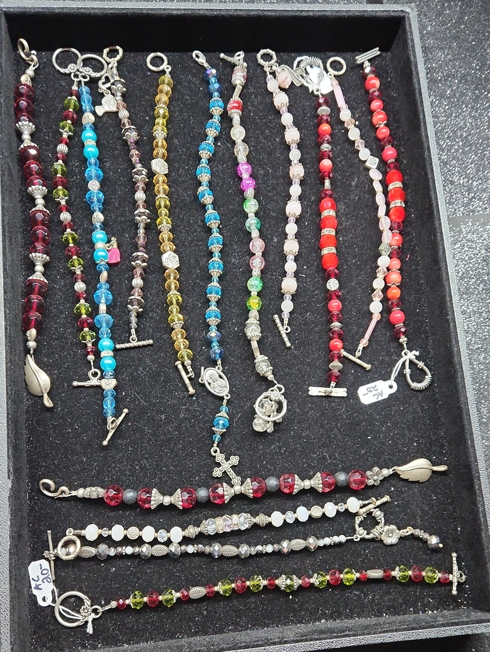 Multicolor Beaded Women’s Bracelet - Assorted Colors